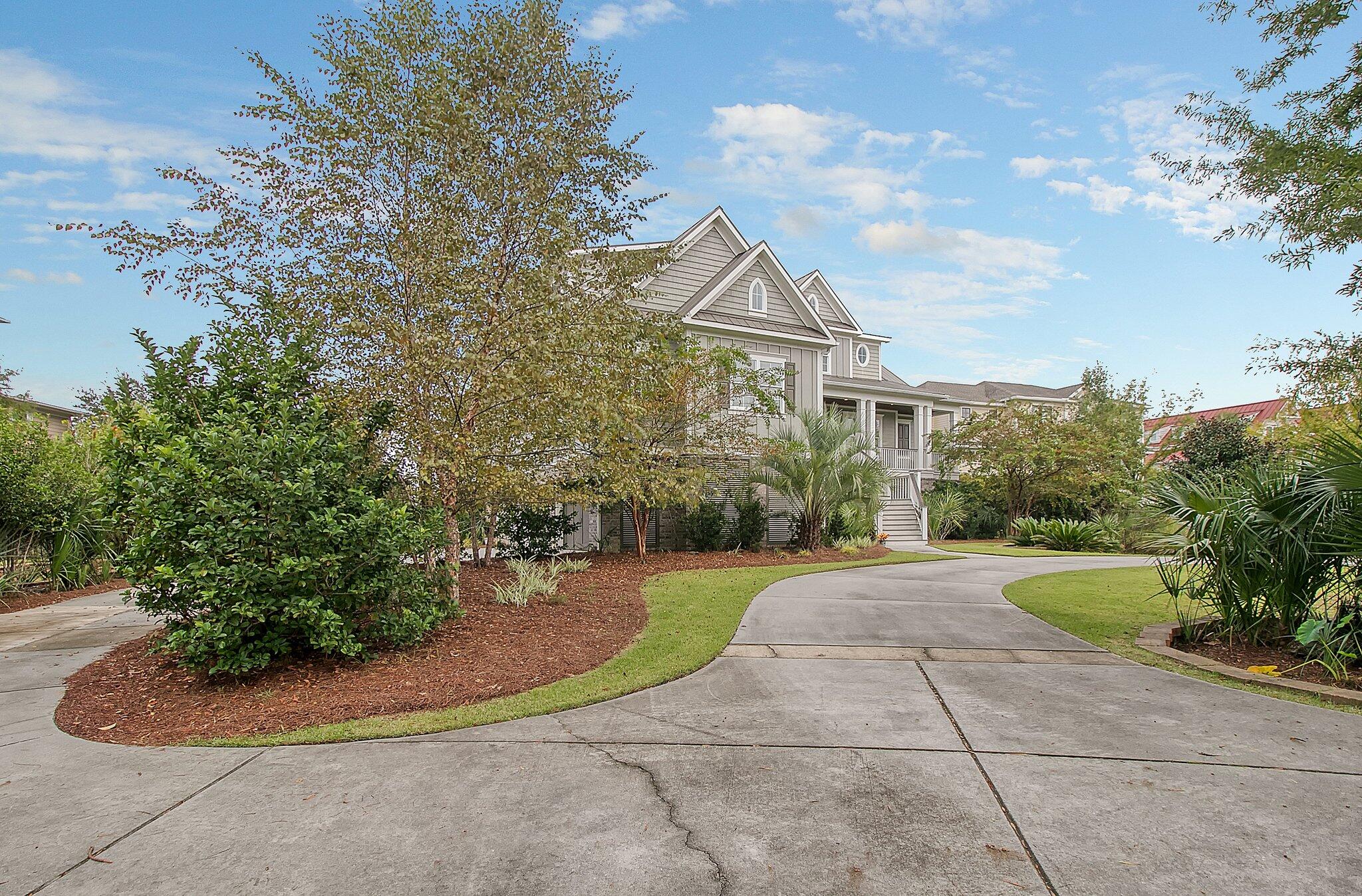 2733 Fountainhead Way Mount Pleasant, SC 29466 - Photo 60 of 98 2733 Fountainhead driveway