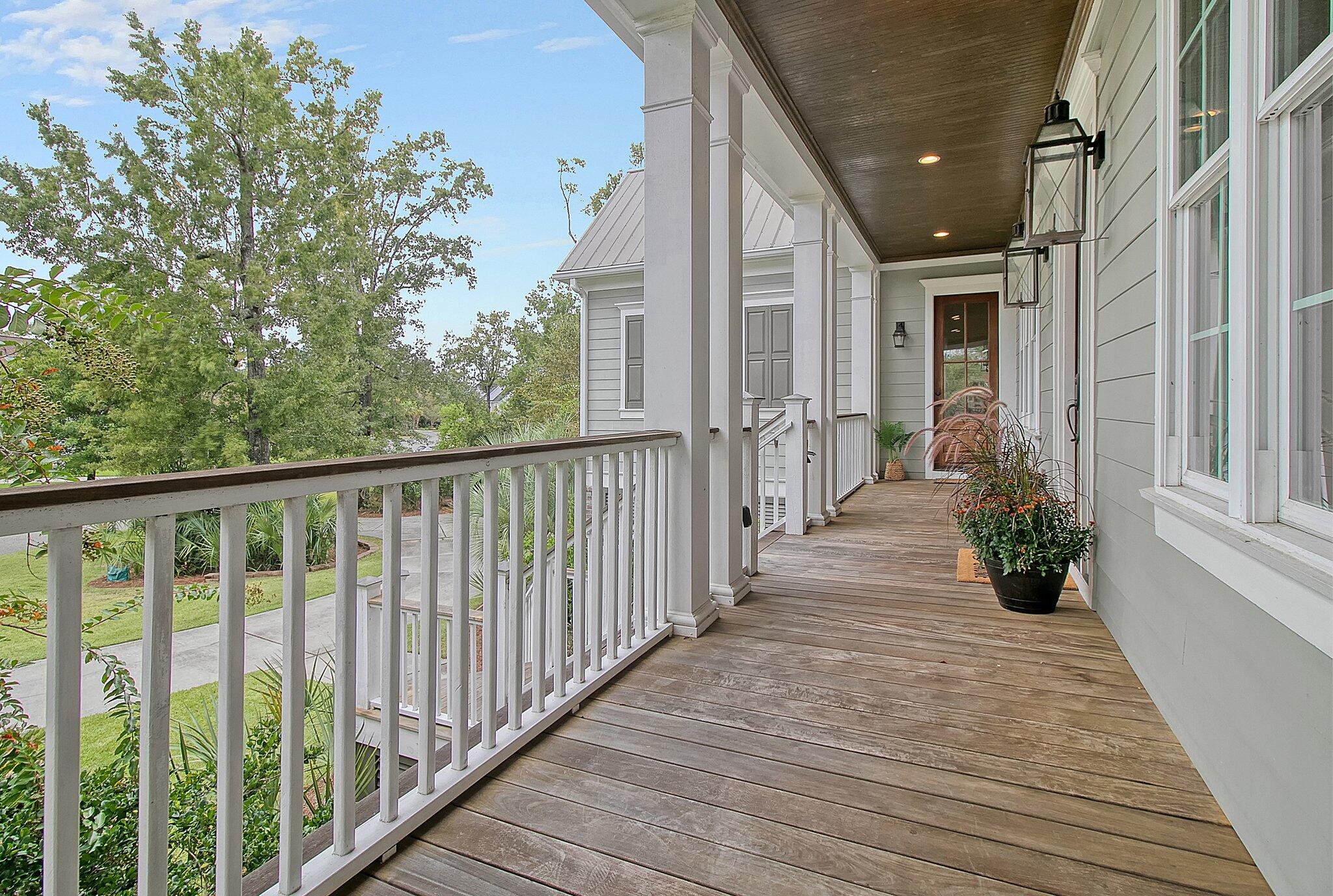 2733 Fountainhead Way Mount Pleasant, SC 29466 - Photo 75 of 98 2733 Fountainhead front porch long