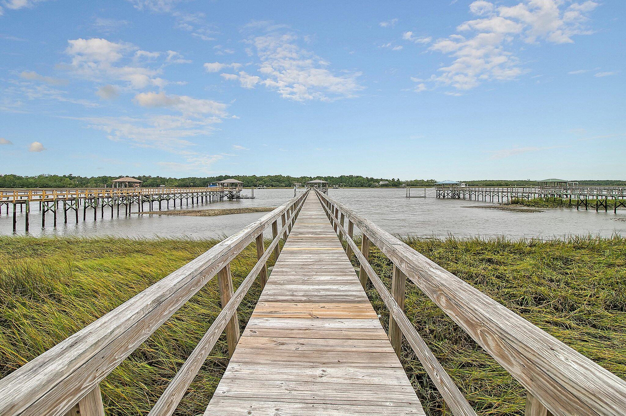 2733 Fountainhead Way Mount Pleasant, SC 29466 - Photo 76 of 98 2733 Fountainhead dock low tide