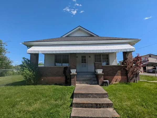 $207,000 | 2317 Main Street West, Ashland, KY 41102