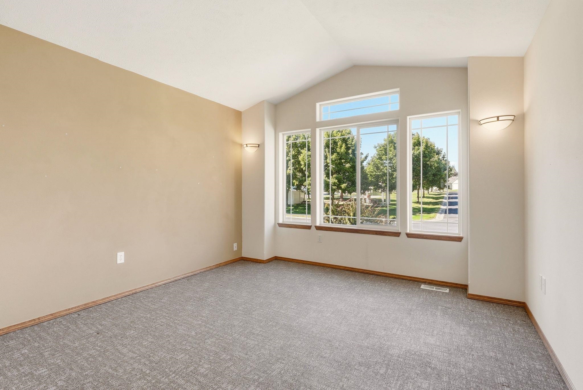 307 West Greta Lane Spokane, WA 99208 - Photo 19 of 37