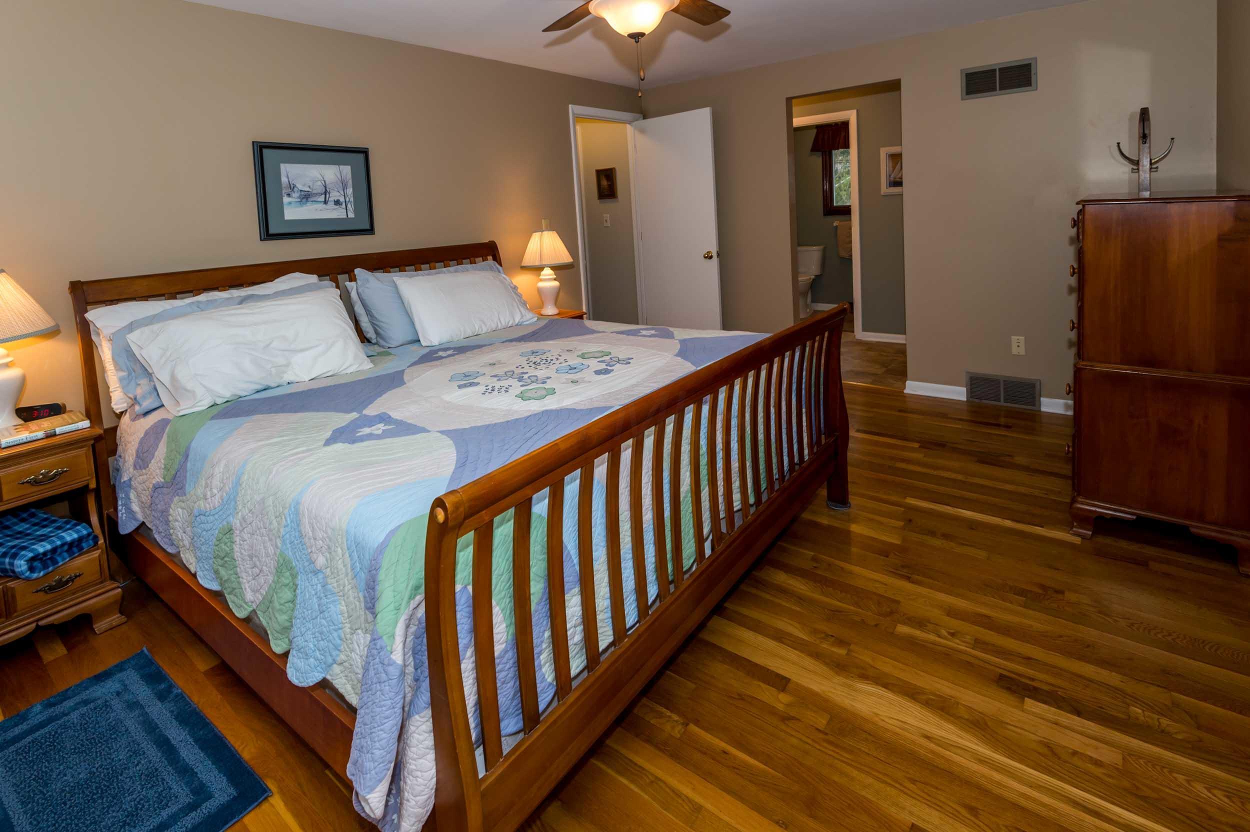 1350 Reymond Road Columbus, OH 43220 - Photo 21 of 39 Gallery Image 21