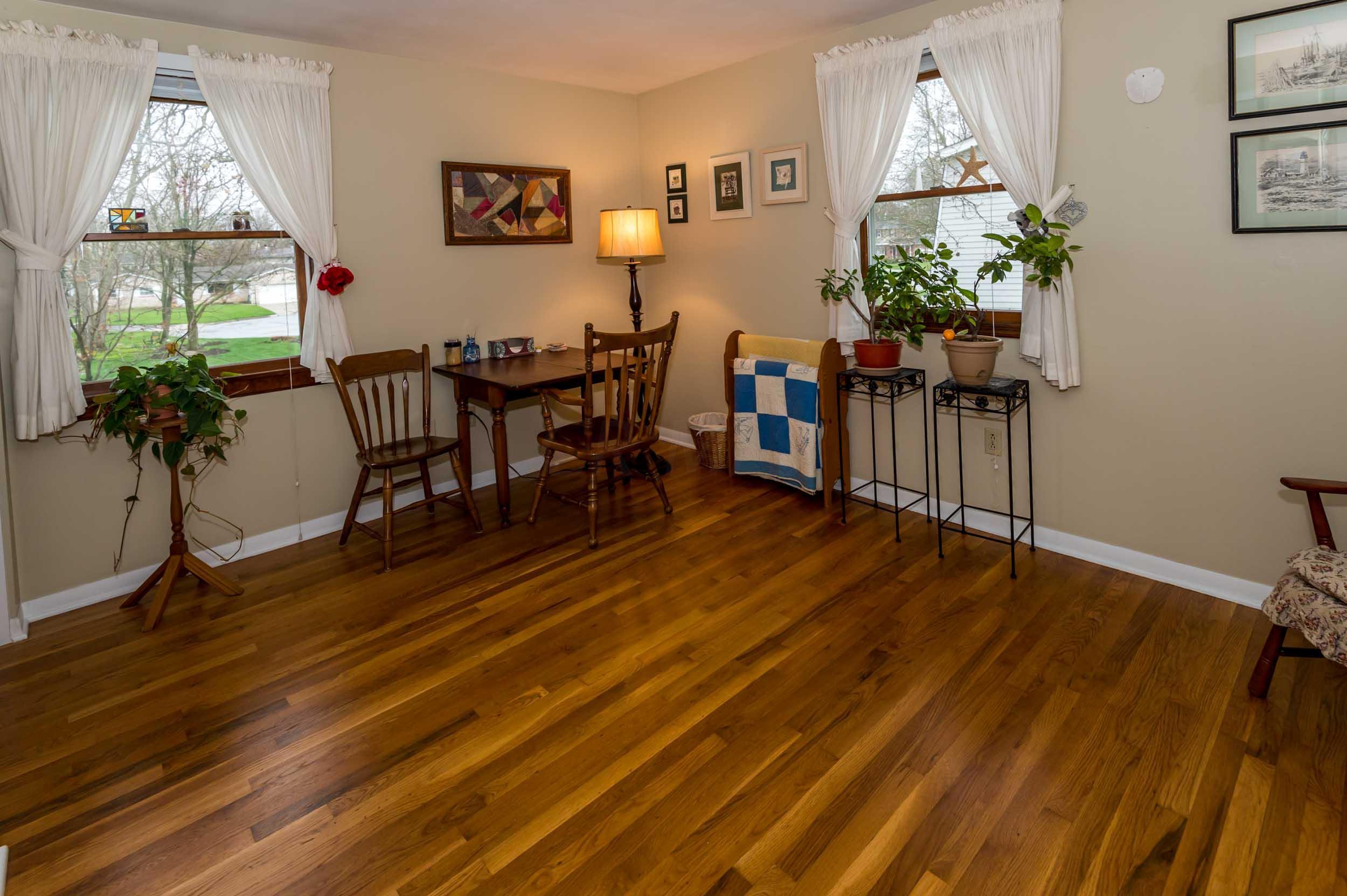 1350 Reymond Road Columbus, OH 43220 - Photo 25 of 39 Gallery Image 25