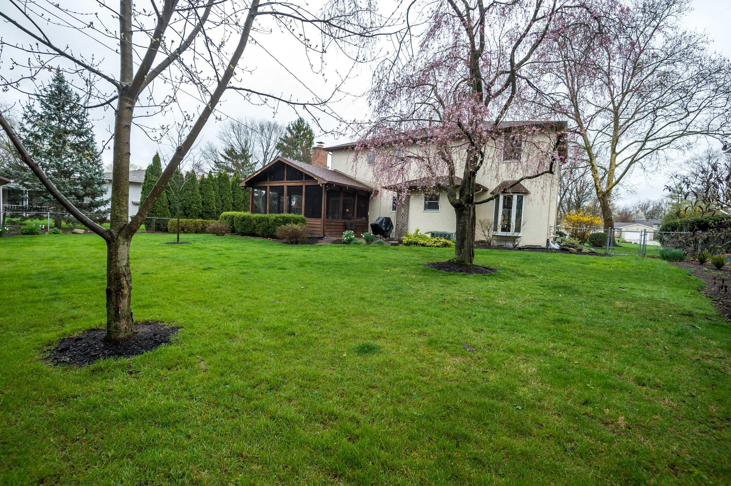 1350 Reymond Road Columbus, OH 43220 - Photo 33 of 39 Gallery Image 33