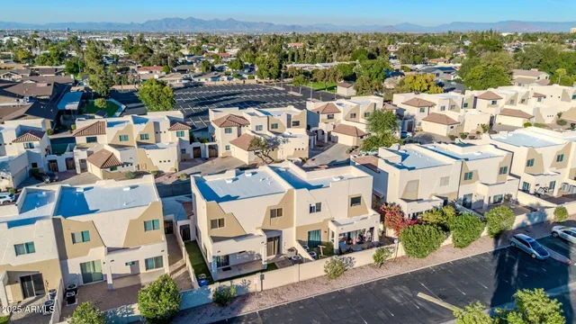 a picture of city view