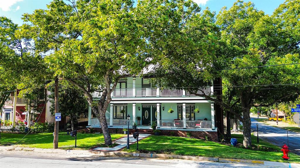300 West Spring Street Weatherford, TX 76086 - Photo 5 of 37 Gallery Image 5