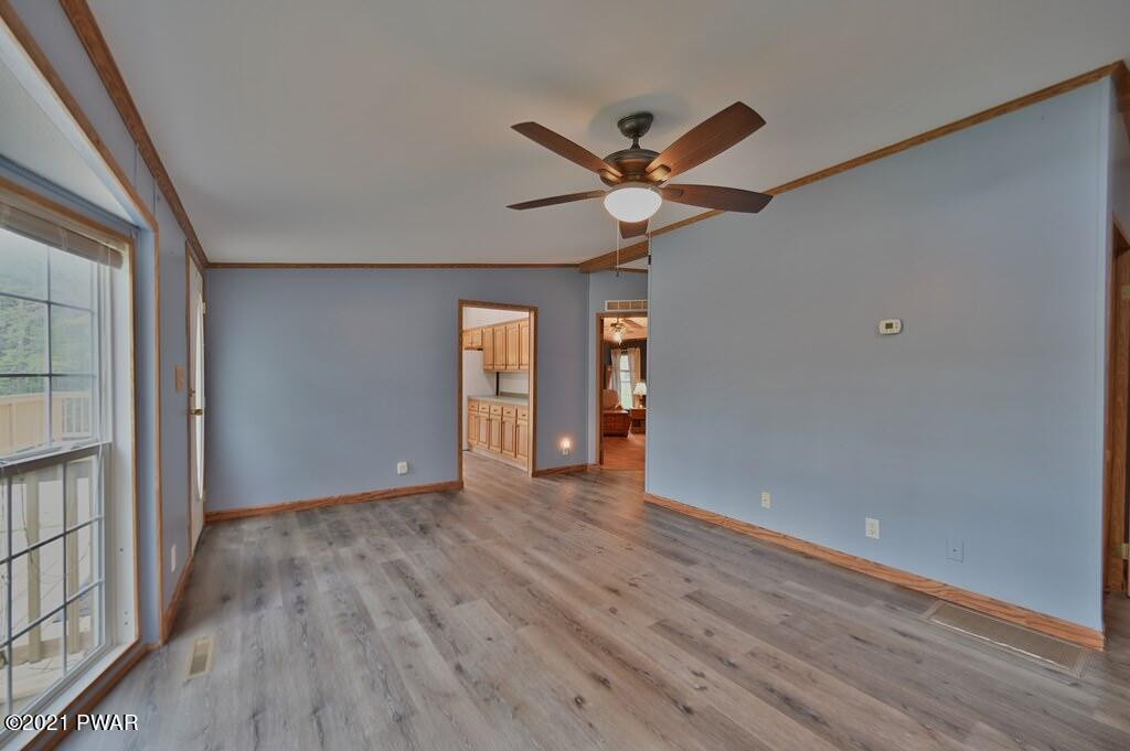 33 Oakview Lane Waymart, PA 18472 - Photo 13 of 65