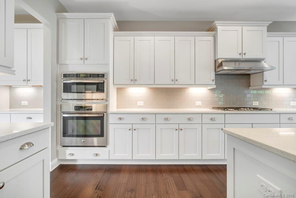 829 Bridge View Court Fort Mill, SC 29708 - Photo 8 of 36