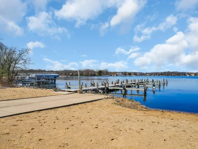 $1,290,000 | W5303 Briarwood Road, Sugar Creek, WI 53121