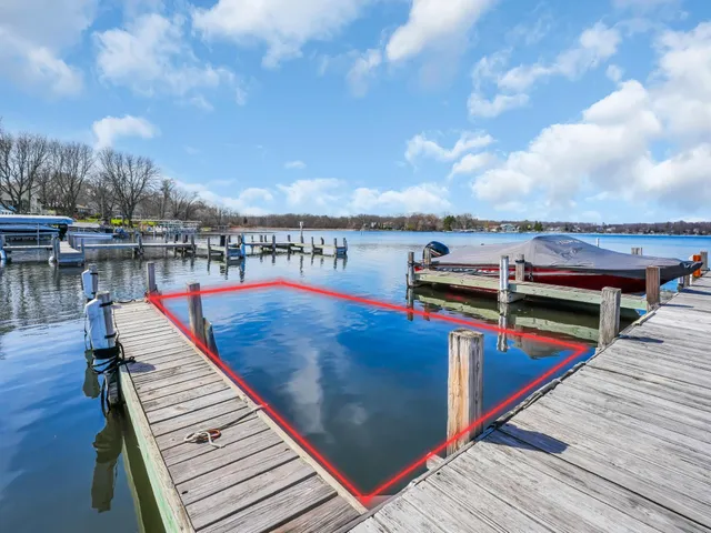 $1,290,000 | W5303 Briarwood Road, Sugar Creek, WI 53121