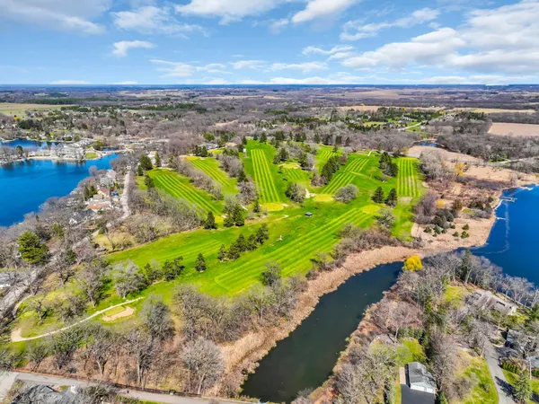 $1,290,000 | W5303 Briarwood Road, Sugar Creek, WI 53121
