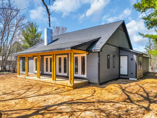 $1,290,000 | W5303 Briarwood Road, Sugar Creek, WI 53121