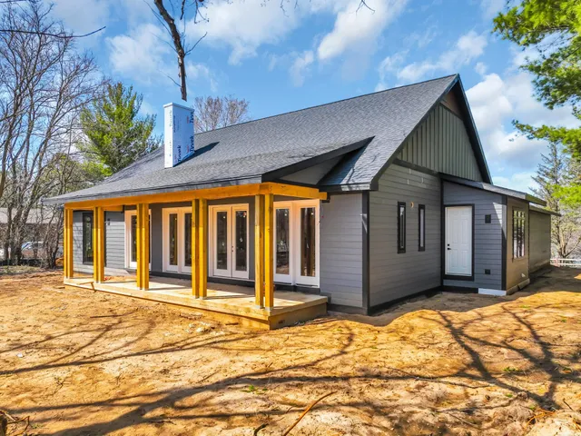 $1,290,000 | W5303 Briarwood Road, Sugar Creek, WI 53121