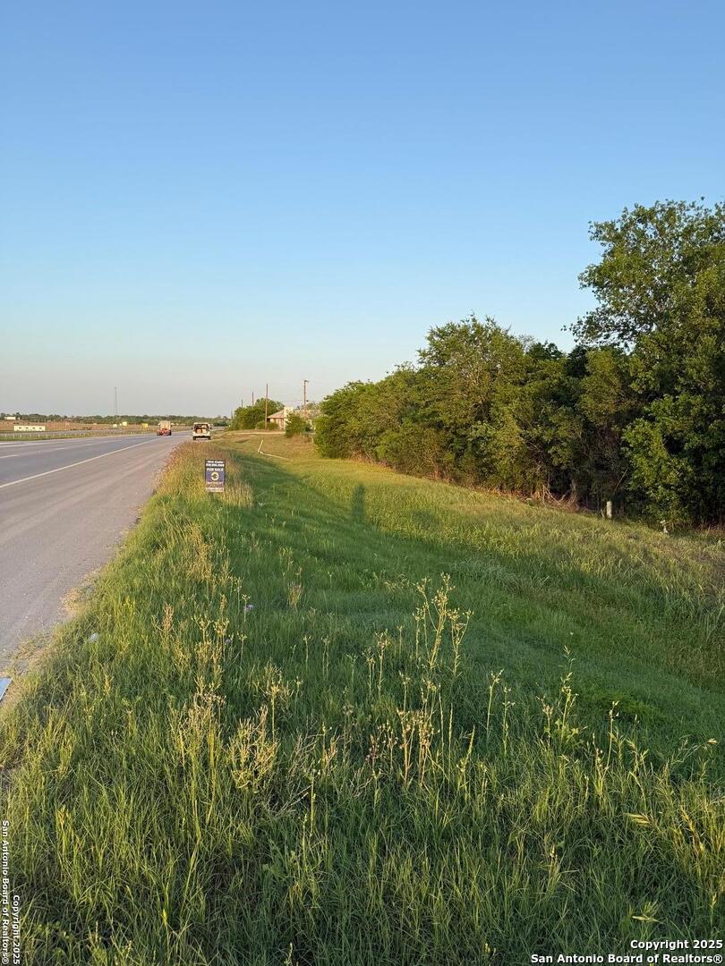 4984 South Loop 1604 East Elmendorf, TX 78112 - Photo 7 of 8