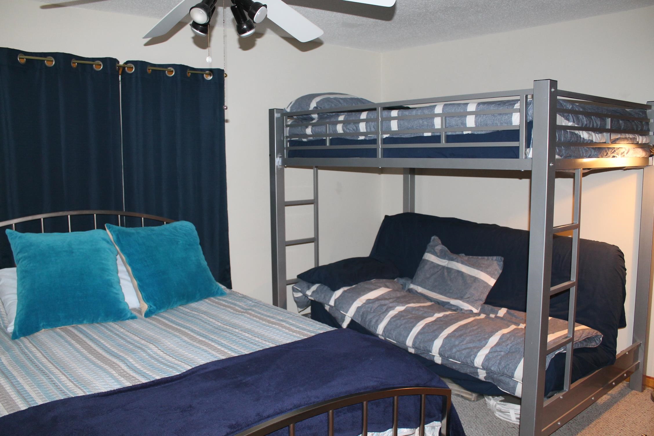 5 Goldfinch Road, Unit 7 Lincoln, NH 03251 - Photo 3 of 22 Gallery Image 3