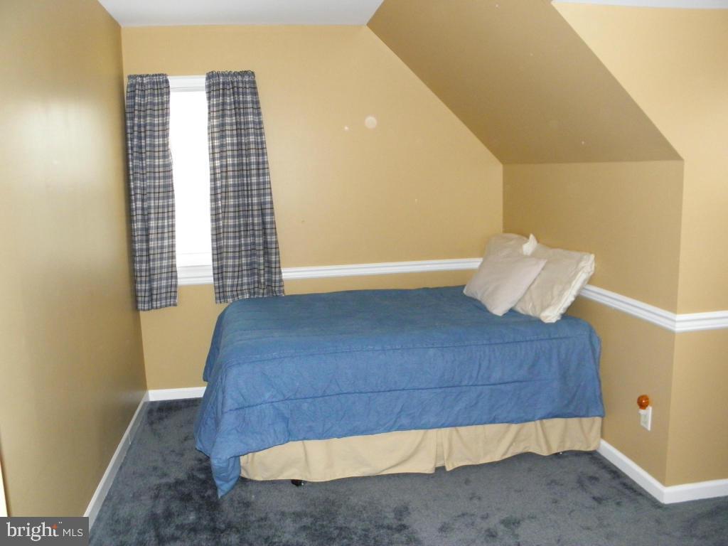 1904 North Eden Road Lancaster, PA 17601 - Photo 7 of 12