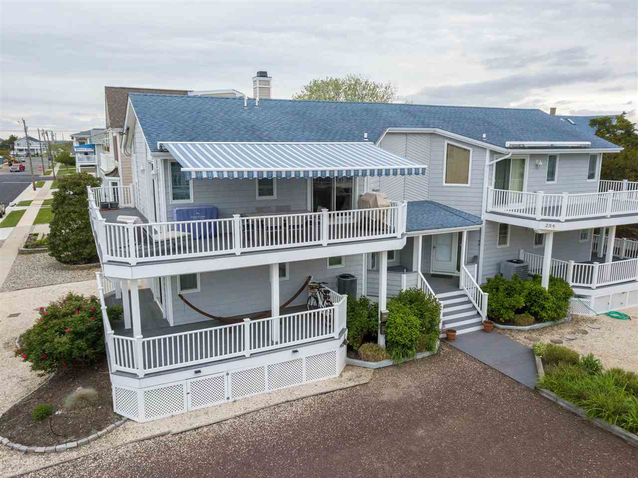 254 89th Street, Unit 1 Stone Harbor, NJ 08247 - Photo 1 of 27