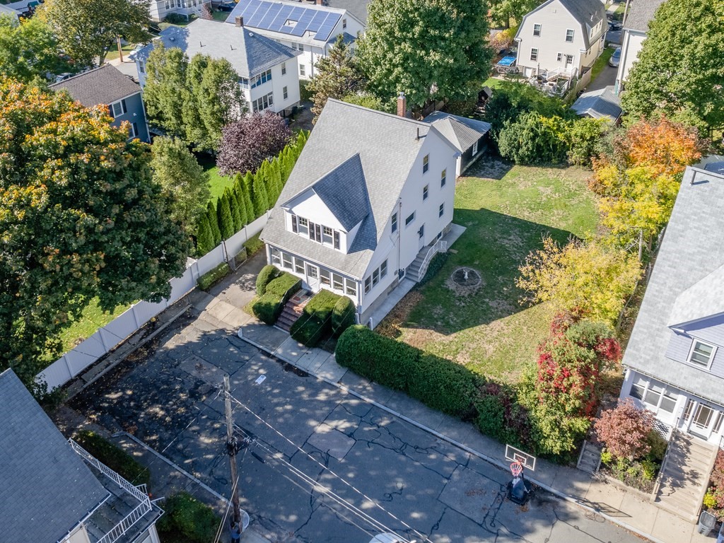 15 Welton Road Boston, MA 02132 - Photo 3 of 28 Gallery Image 3