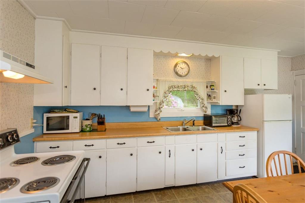 602 Old Portland Road Brunswick, ME 04011 - Photo 3 of 19 Photo