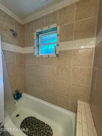 $130,000 | 109 Latour Street, Kaplan, LA 70548