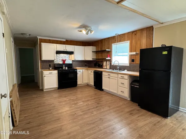 $120,000 | 109 Latour Street, Kaplan, LA 70548