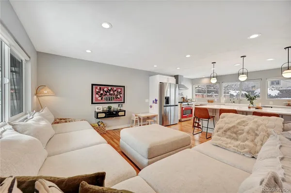 $3,200 | 6526 South Elizabeth Way, Centennial, CO 80121