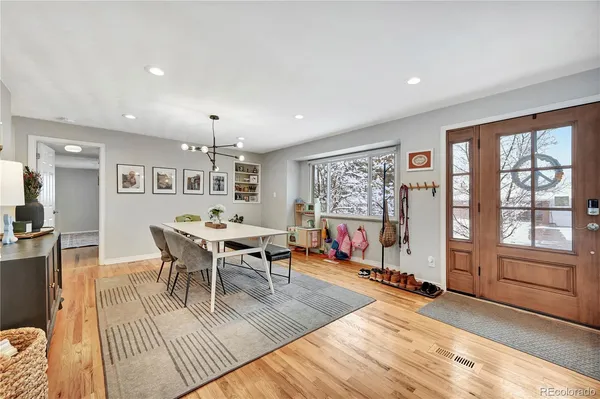 $3,200 | 6526 South Elizabeth Way, Centennial, CO 80121