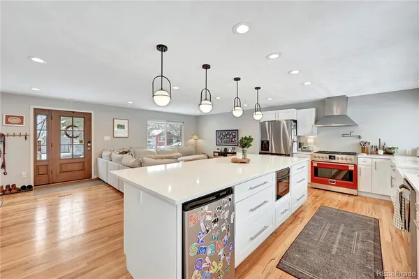 $3,200 | 6526 South Elizabeth Way, Centennial, CO 80121