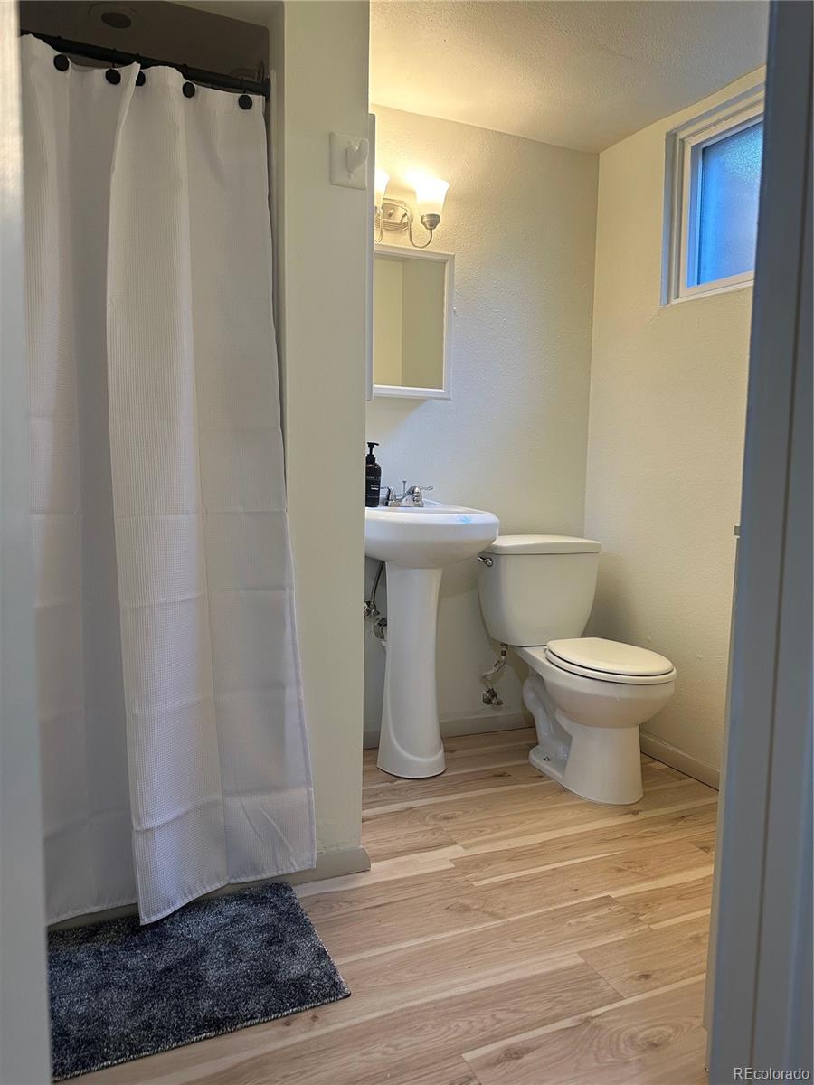 6526 South Elizabeth Way Centennial, CO 80121 - Photo 5 of 22