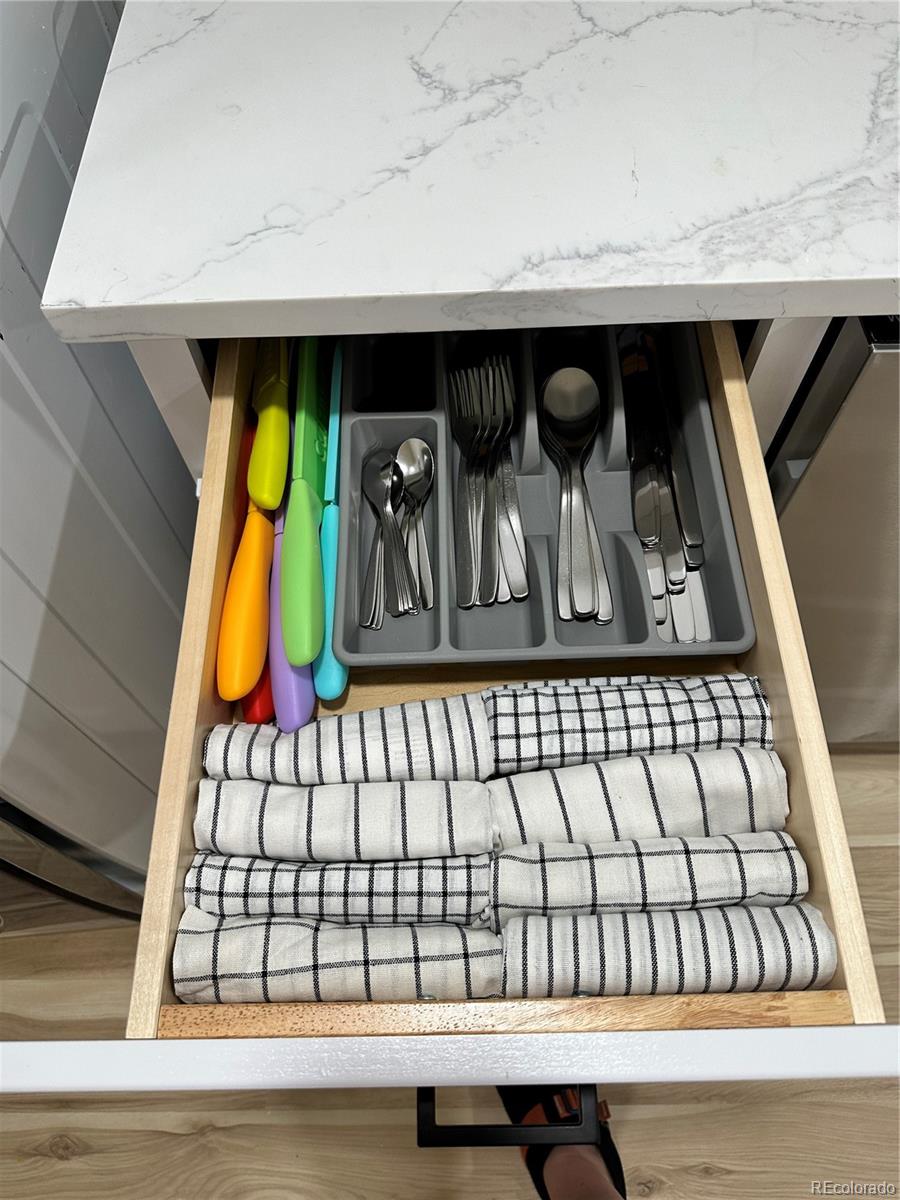 6526 South Elizabeth Way Centennial, CO 80121 - Photo 10 of 22