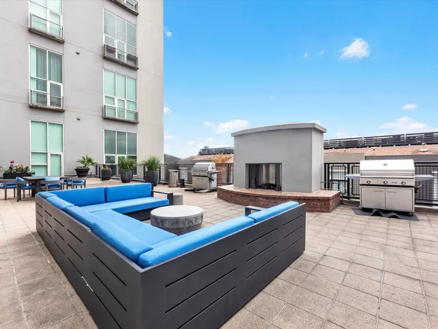 $310,000 | 2000 Bagby Street, Unit 5423, Houston, TX 77002