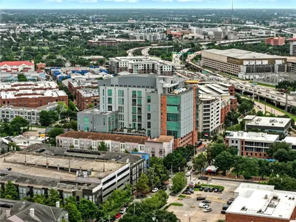 $300,000 | 2000 Bagby Street, Unit 5423, Houston, TX 77002