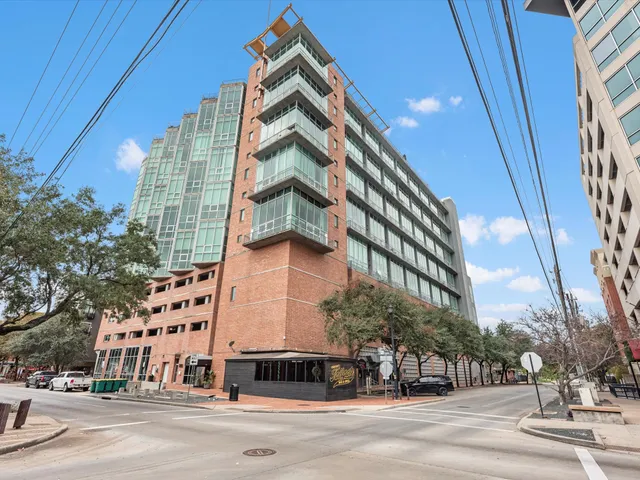 $310,000 | 2000 Bagby Street, Unit 5423, Houston, TX 77002