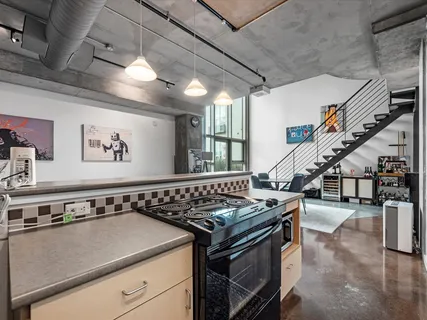 $300,000 | 2000 Bagby Street, Unit 5423, Houston, TX 77002