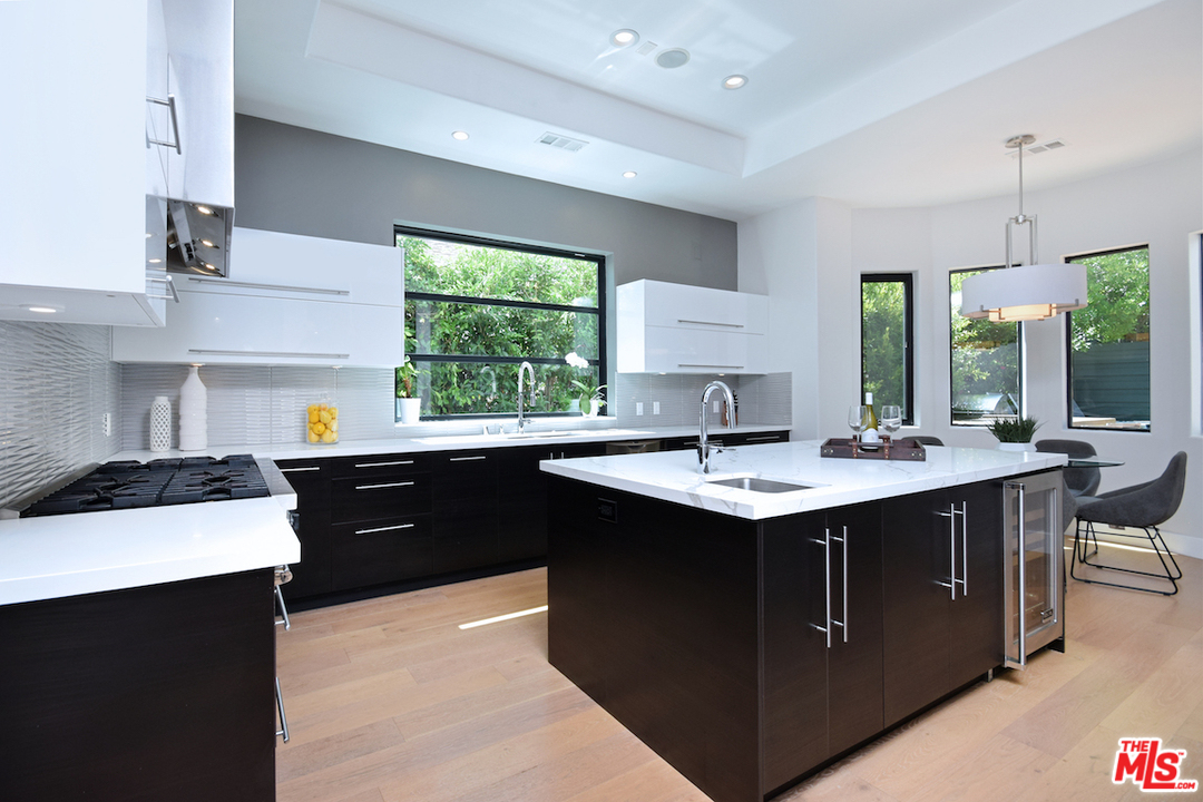 14520 Greenleaf Street Sherman Oaks, CA 91403 - Photo 29 of 54