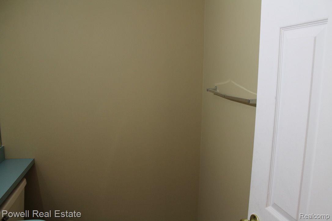 39884 Crosswinds Road, Unit 201 Novi, MI 48375 - Photo 42 of 43 Gallery Image 42