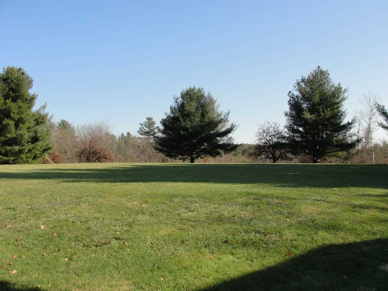 252 Winding Pond Road Londonderry, NH 03053 - Photo 26 of 36