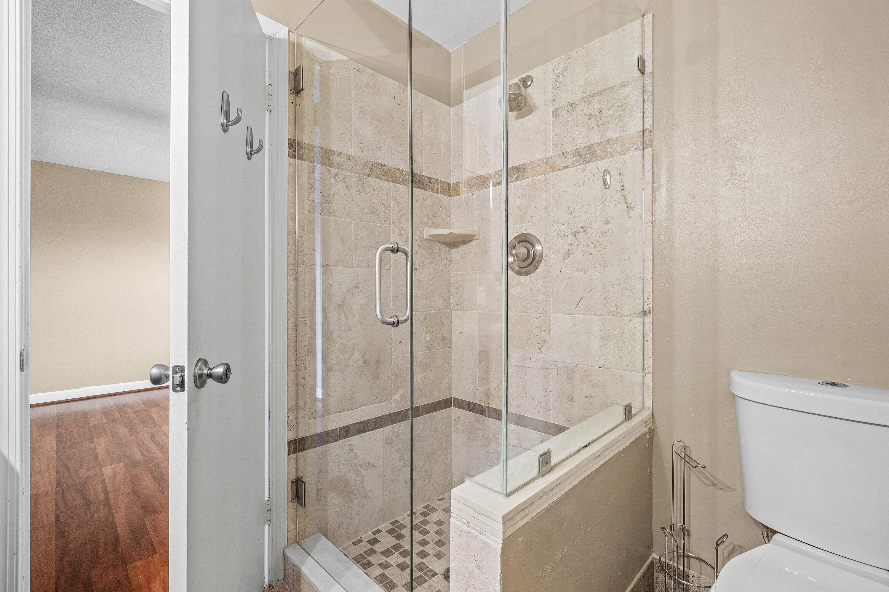 7754 Courtyard Run West Boca Raton, FL 33433 - Photo 19 of 26 Primary Bathroom
