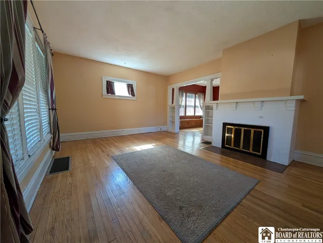 $79,900 | 140 Maple Street, Jamestown, NY 14701