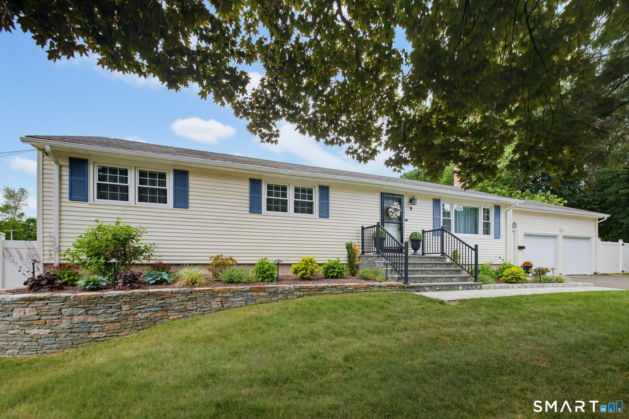 9 Gray Road South Windsor, CT 06074 - Photo 2 of 28