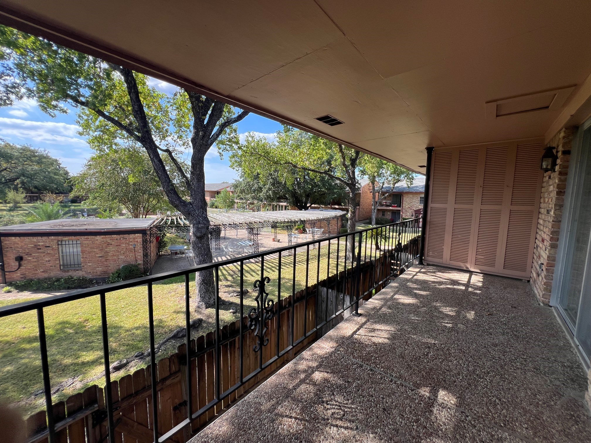 7600 Burgoyne Road, Unit 156 Houston, TX 77063 - Photo 19 of 22 Gallery Image 19
