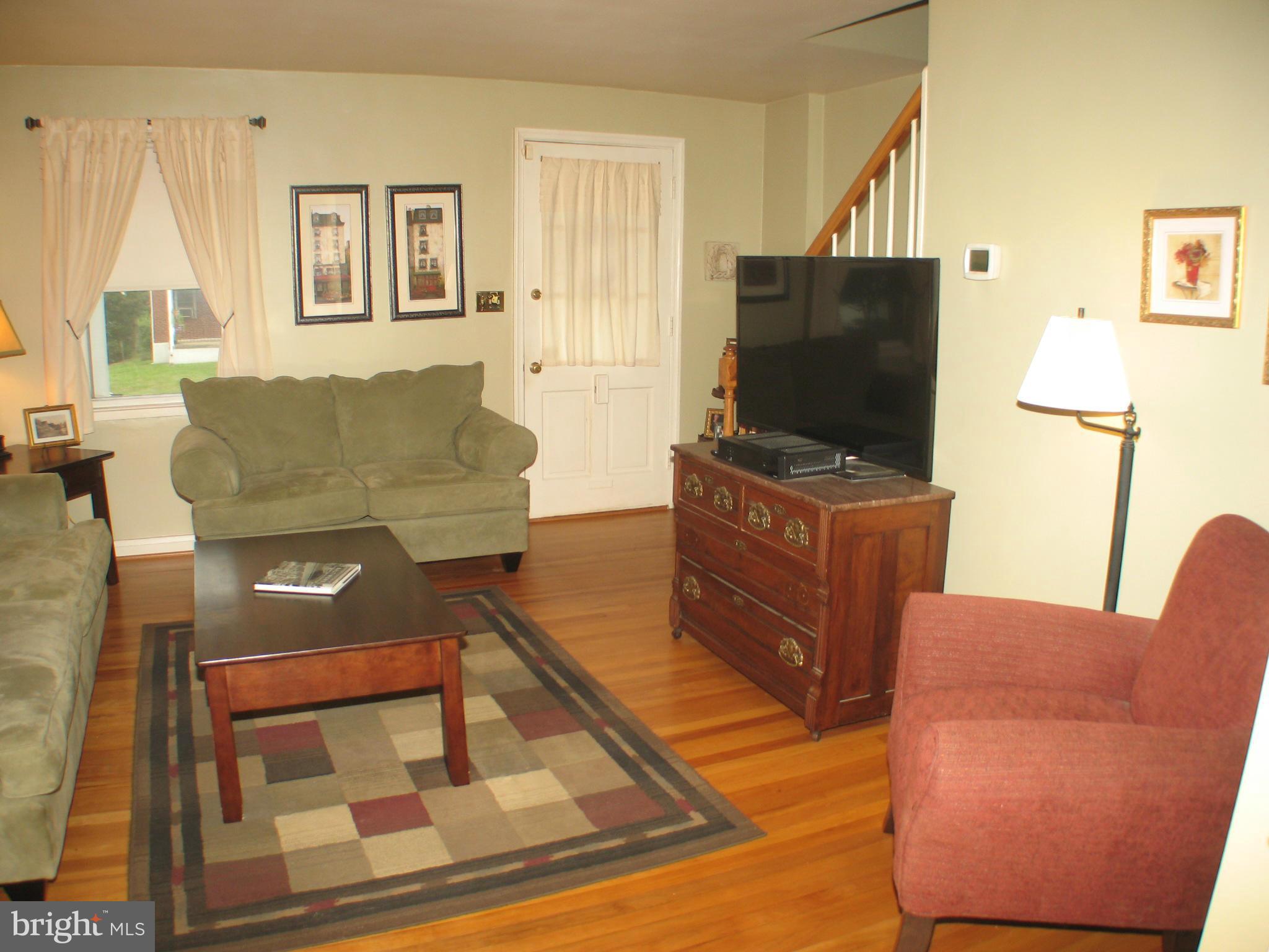 8301 Edgedale Road Baltimore, MD 21234 - Photo 2 of 14 Living Room