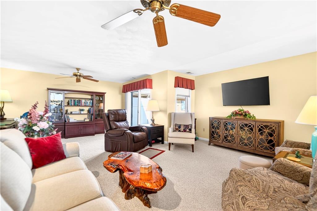 6261 Overlook Lane Rostraver Township, PA 15012 - Photo 18 of 44