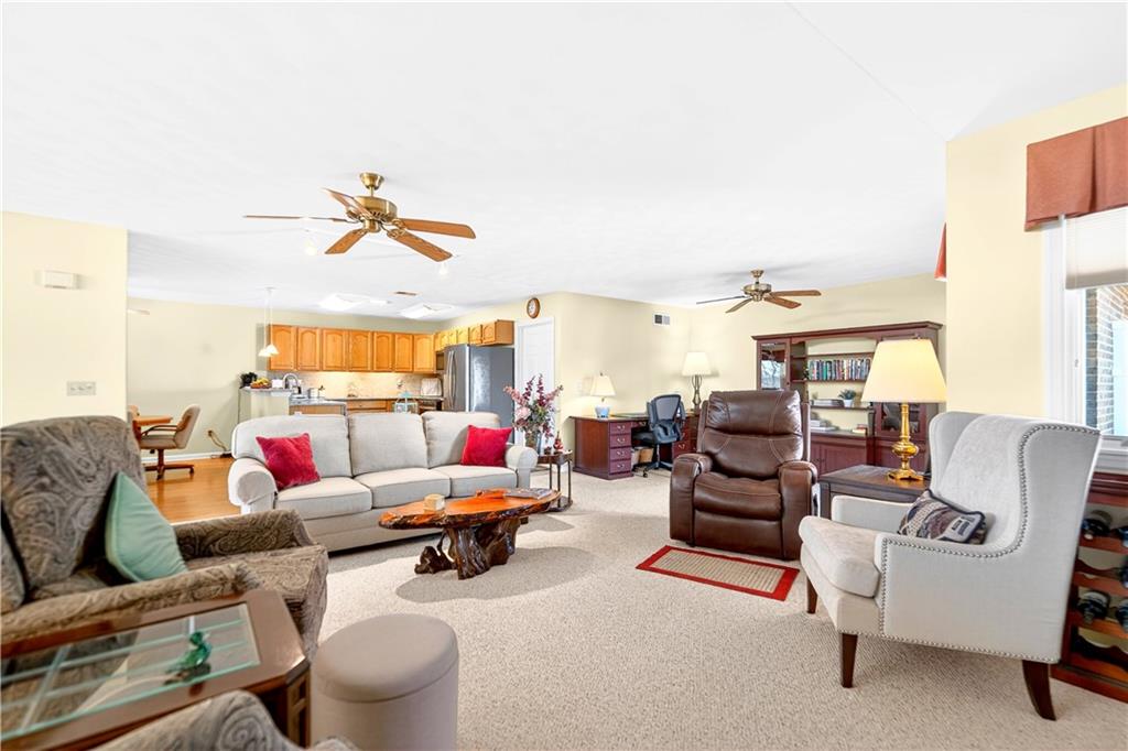 6261 Overlook Lane Rostraver Township, PA 15012 - Photo 19 of 44