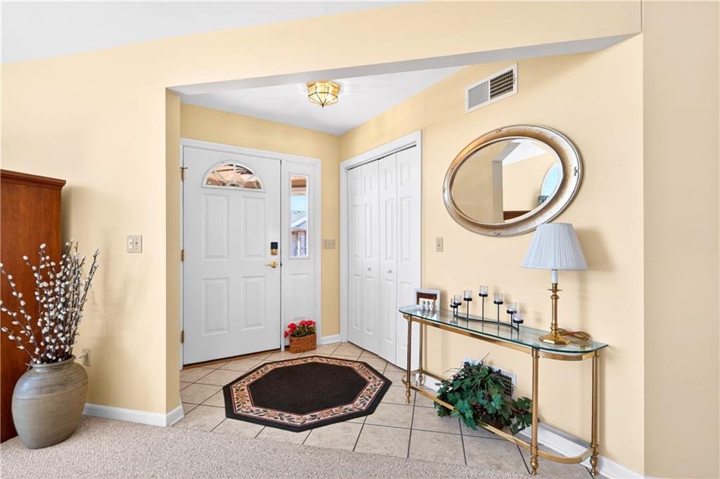 6261 Overlook Lane Rostraver Township, PA 15012 - Photo 3 of 44