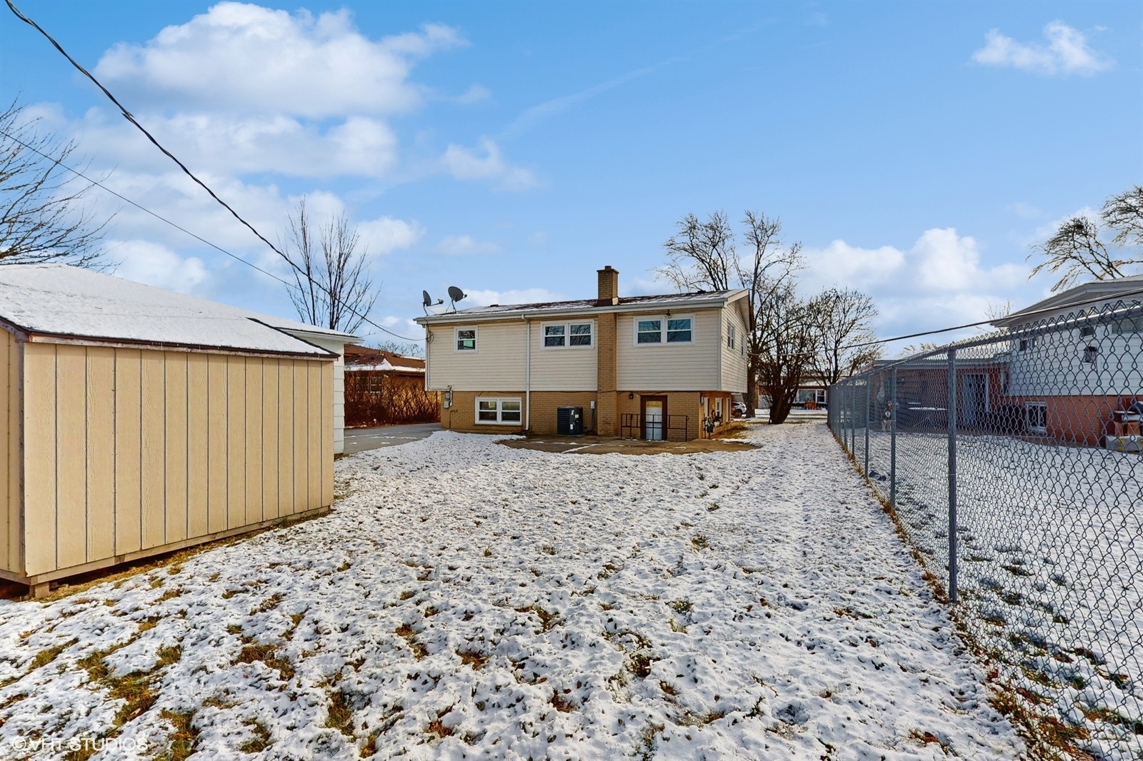 7700 Maple Street Morton Grove, IL 60053 - Photo 38 of 43 a view of a house with a backyard