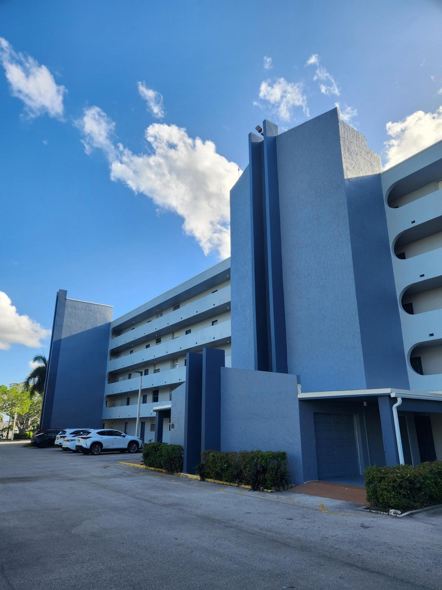 5301 Northwest 2nd Avenue, Unit 307 Boca Raton, FL 33487 - Photo 2 of 2 20260320_172802