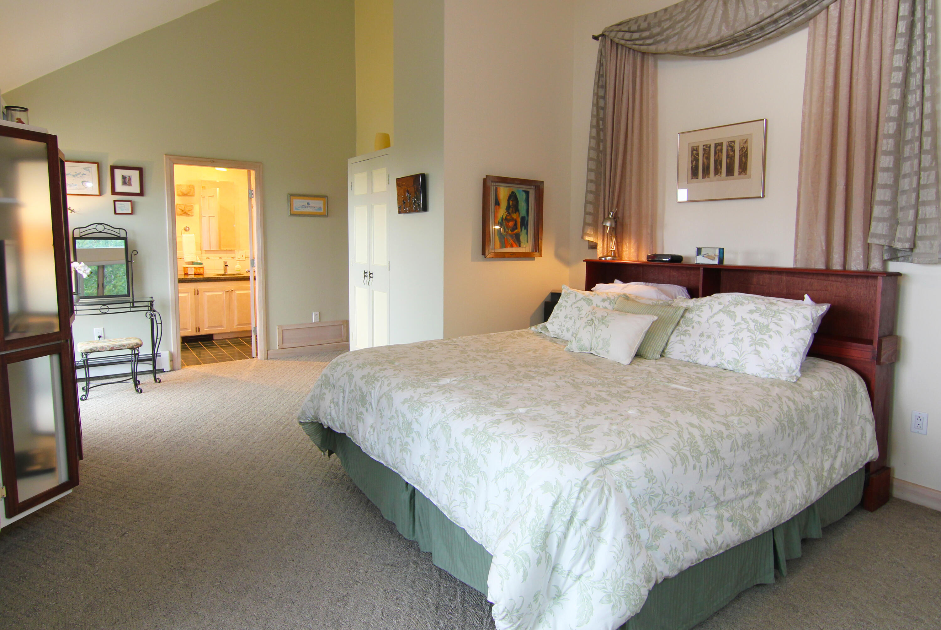 134 Sand Point Road Bar Harbor, ME 04609 - Photo 21 of 47 Master Bedroom