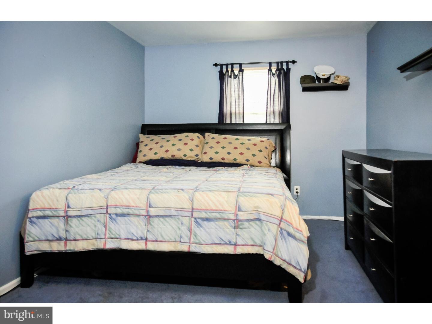 121 Colonial Square Drive Lindenwold, NJ 08021 - Photo 16 of 19 Bedroom 2