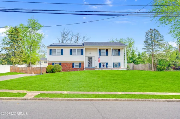 $529,900 | 536 Skylark Drive, Toms River, NJ 08755